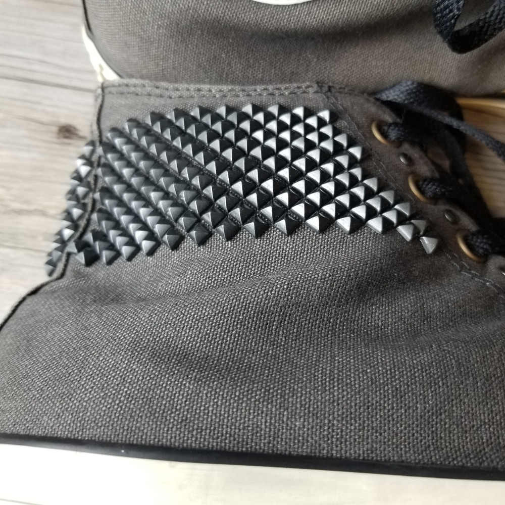 Converse All Star Gray Studded Lace Up High Top Sneakers Unisex - Picture 7 of 11
